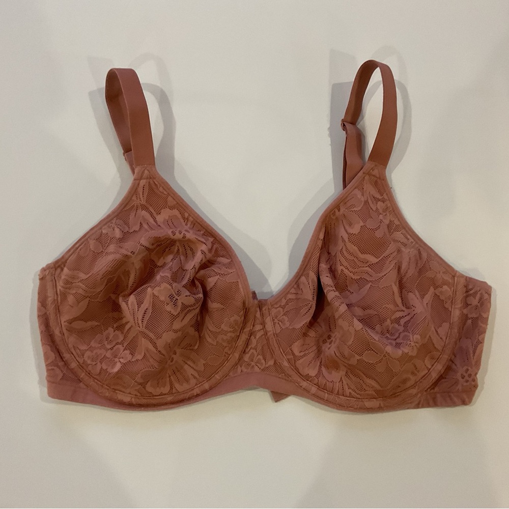 Bali Lace Underwire Bra in Dusty Rose — Size 42C (Excellent Condition)